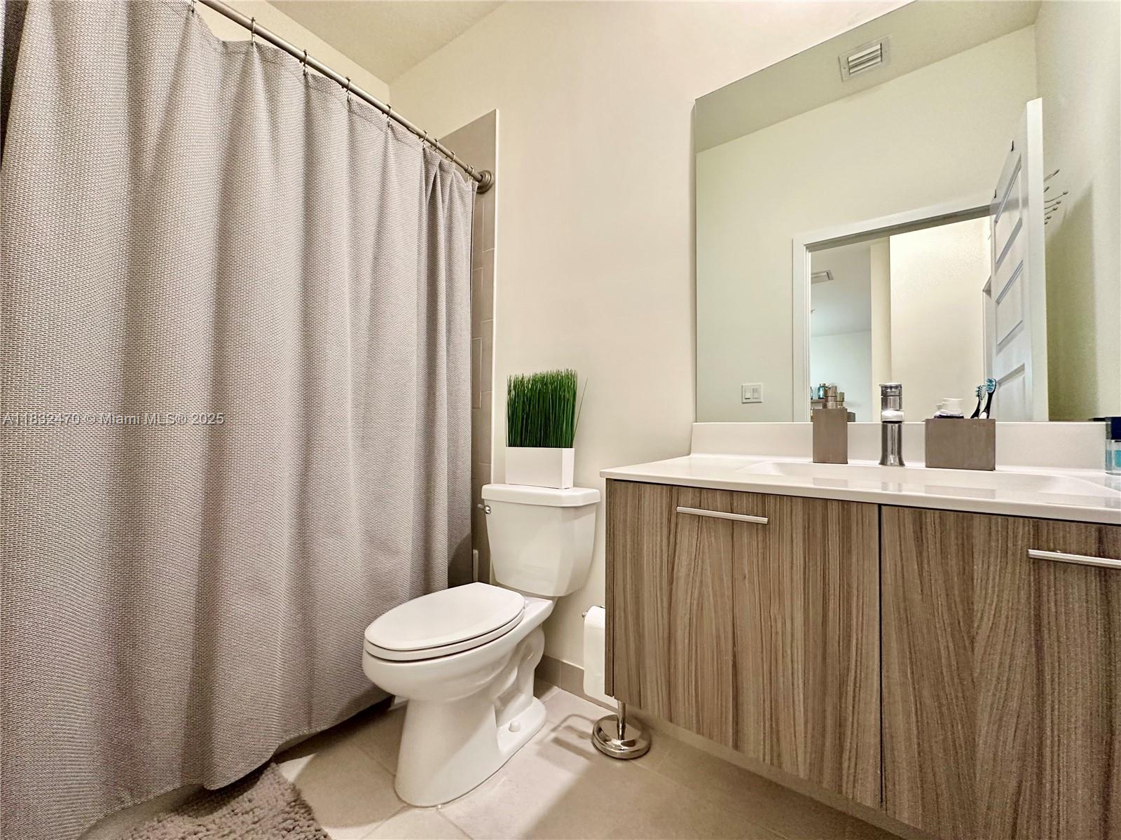 APEX AT PARK CENTRAL COND - Residential