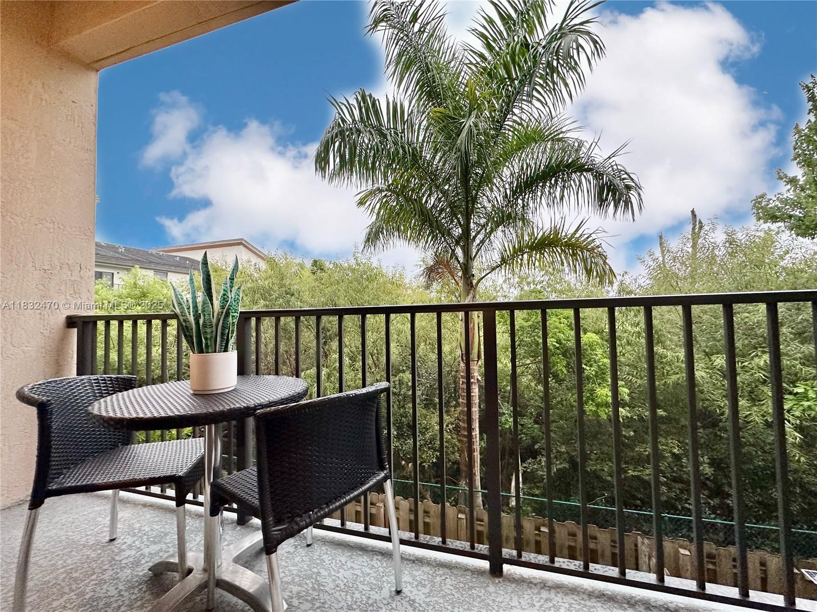 APEX AT PARK CENTRAL COND - Residential