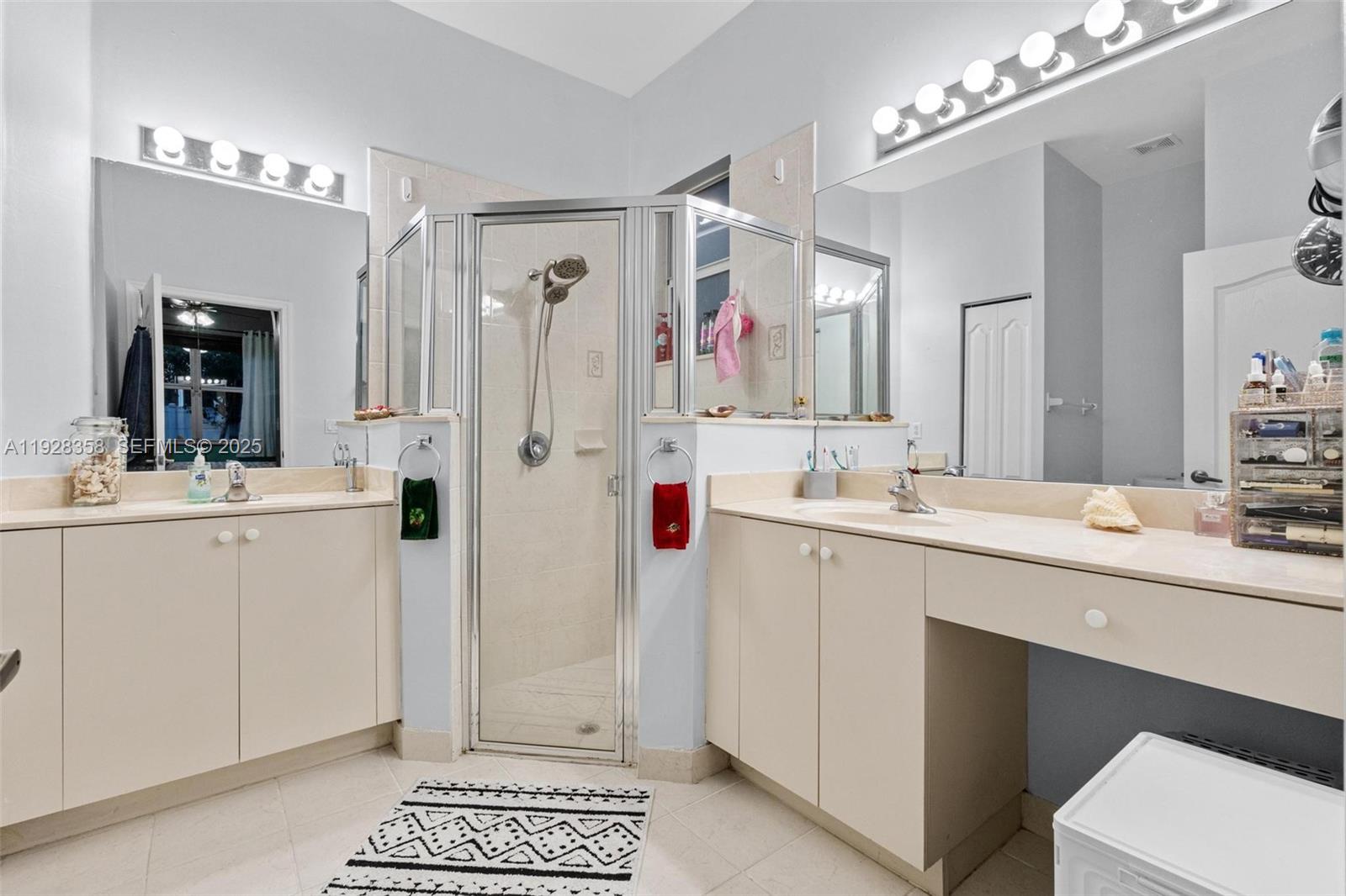 PORTOFINO LAKES - Residential