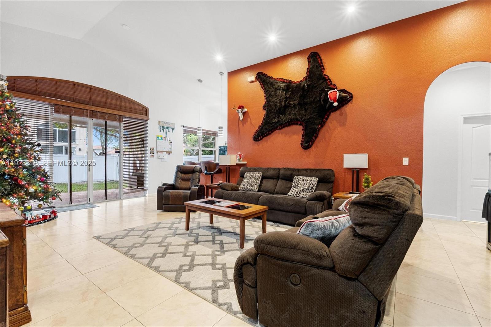 PORTOFINO LAKES - Residential