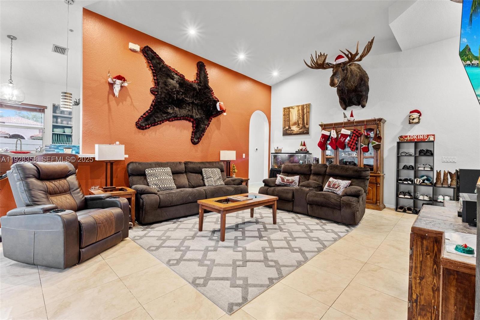 PORTOFINO LAKES - Residential