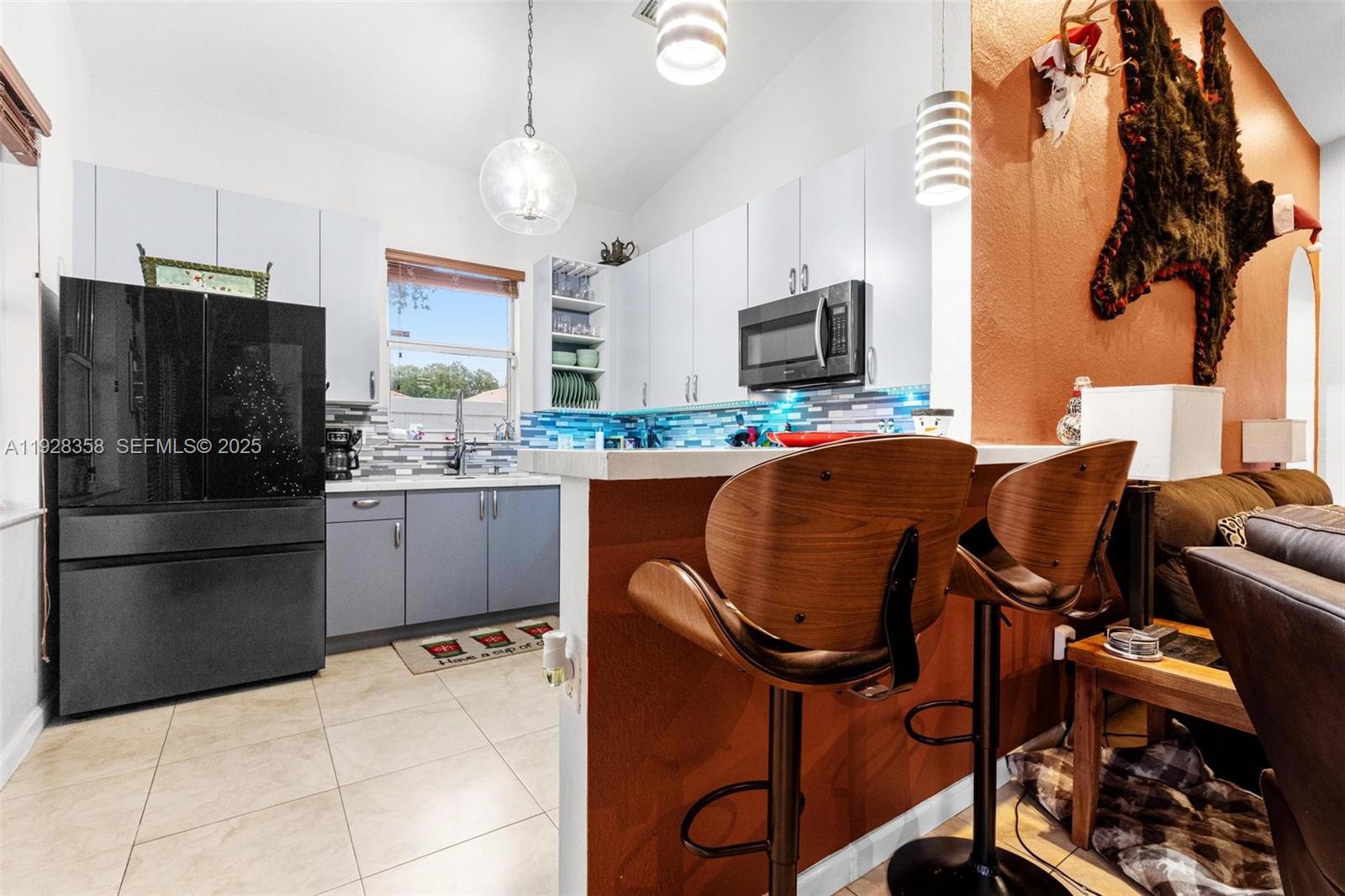 PORTOFINO LAKES - Residential