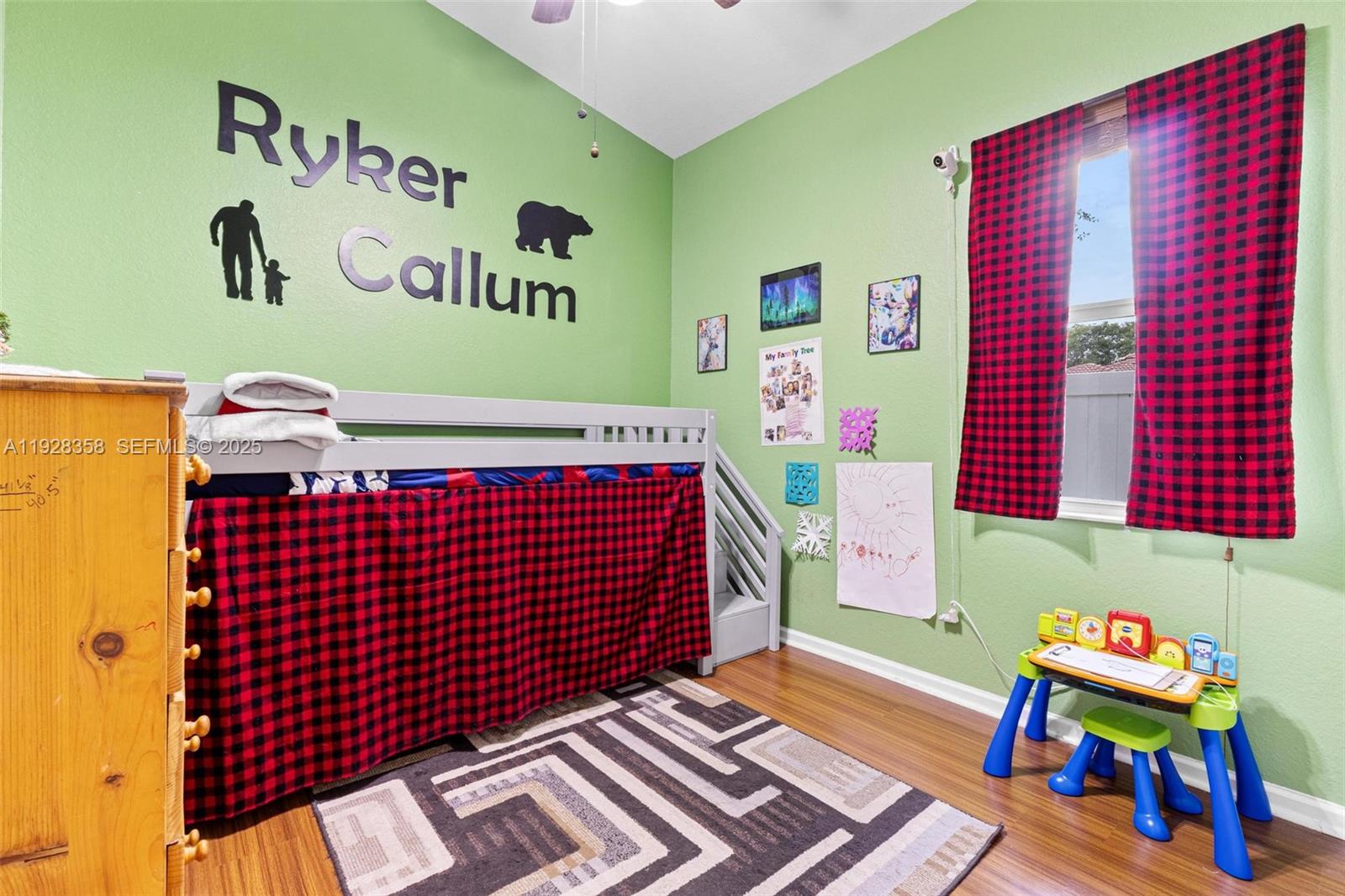 PORTOFINO LAKES - Residential