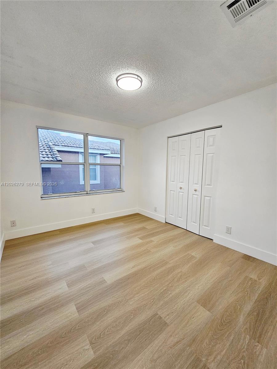 SILVER LAKES PHASE III RE - Residential