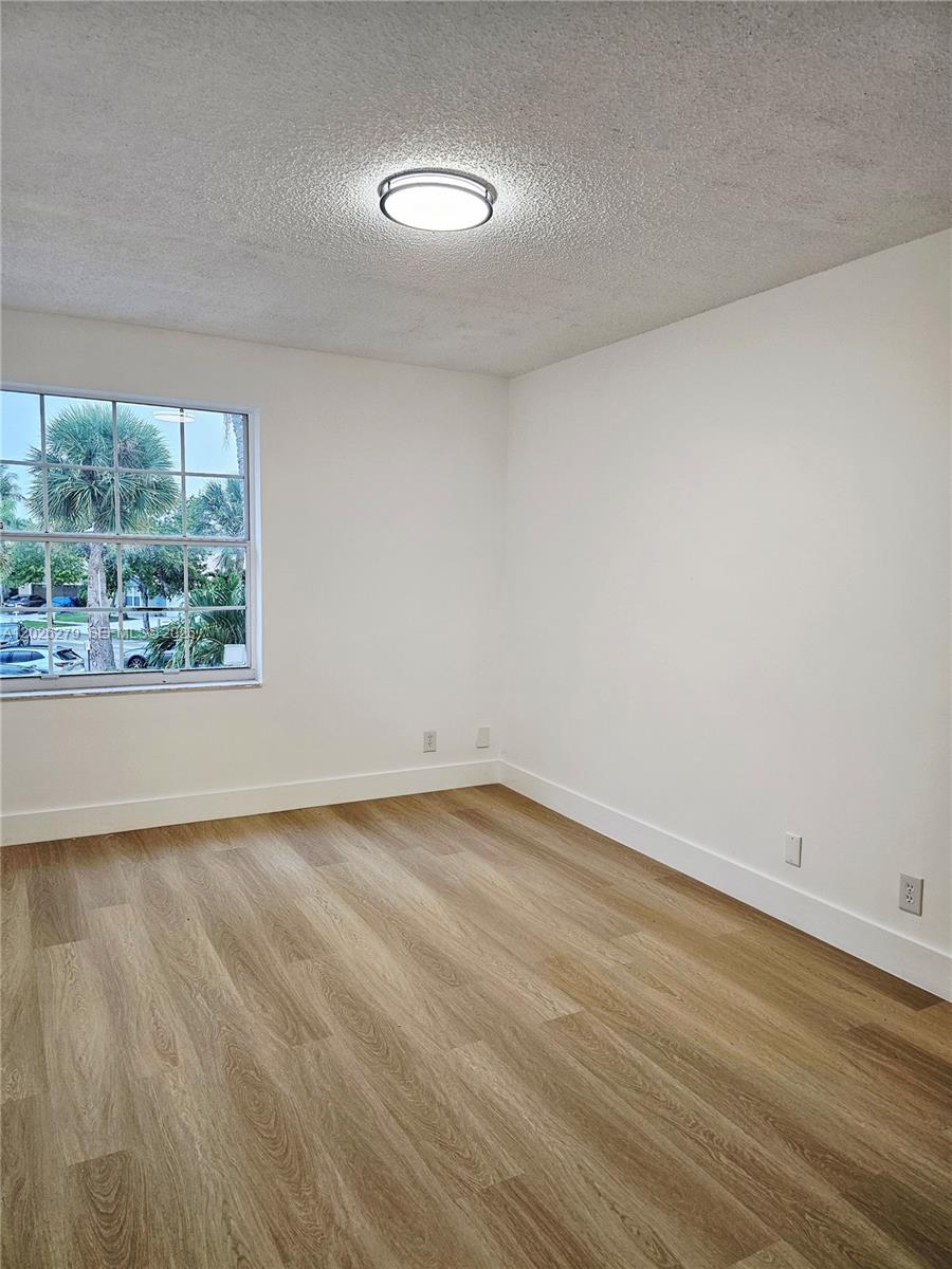 SILVER LAKES PHASE III RE - Residential