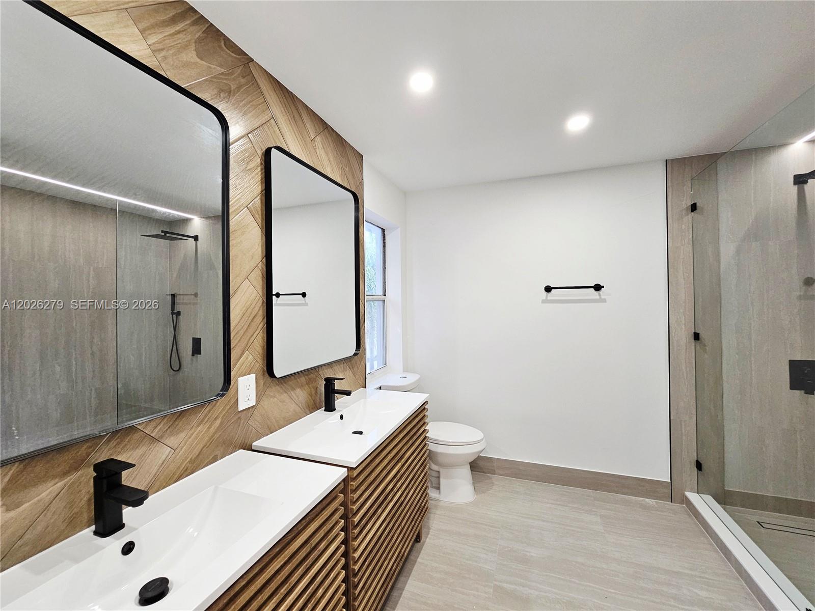 SILVER LAKES PHASE III RE - Residential