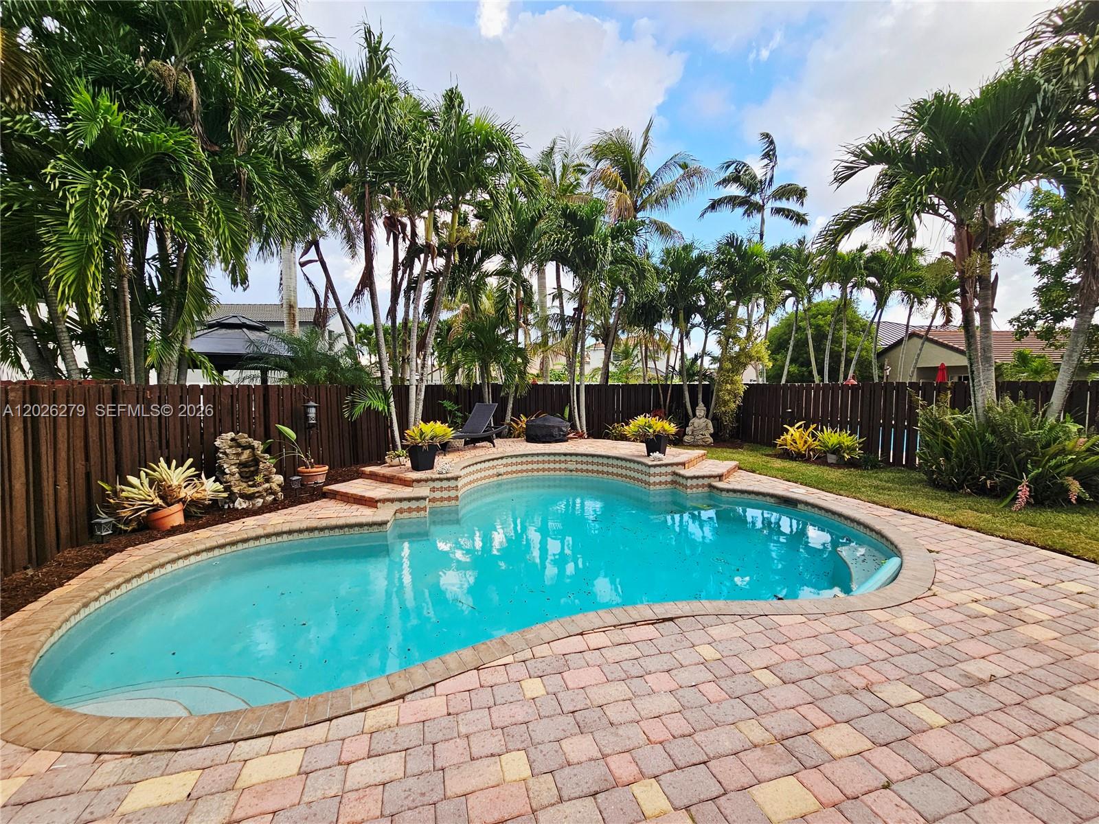 SILVER LAKES PHASE III RE - Residential