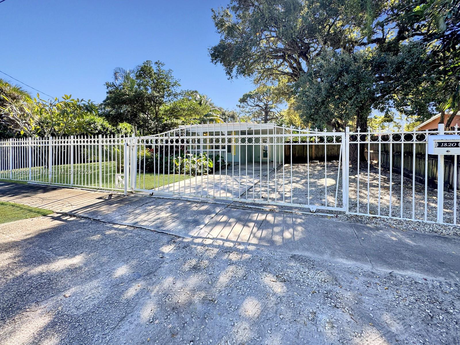 RIVERSIDE PARK ADD AMEN P - Residential