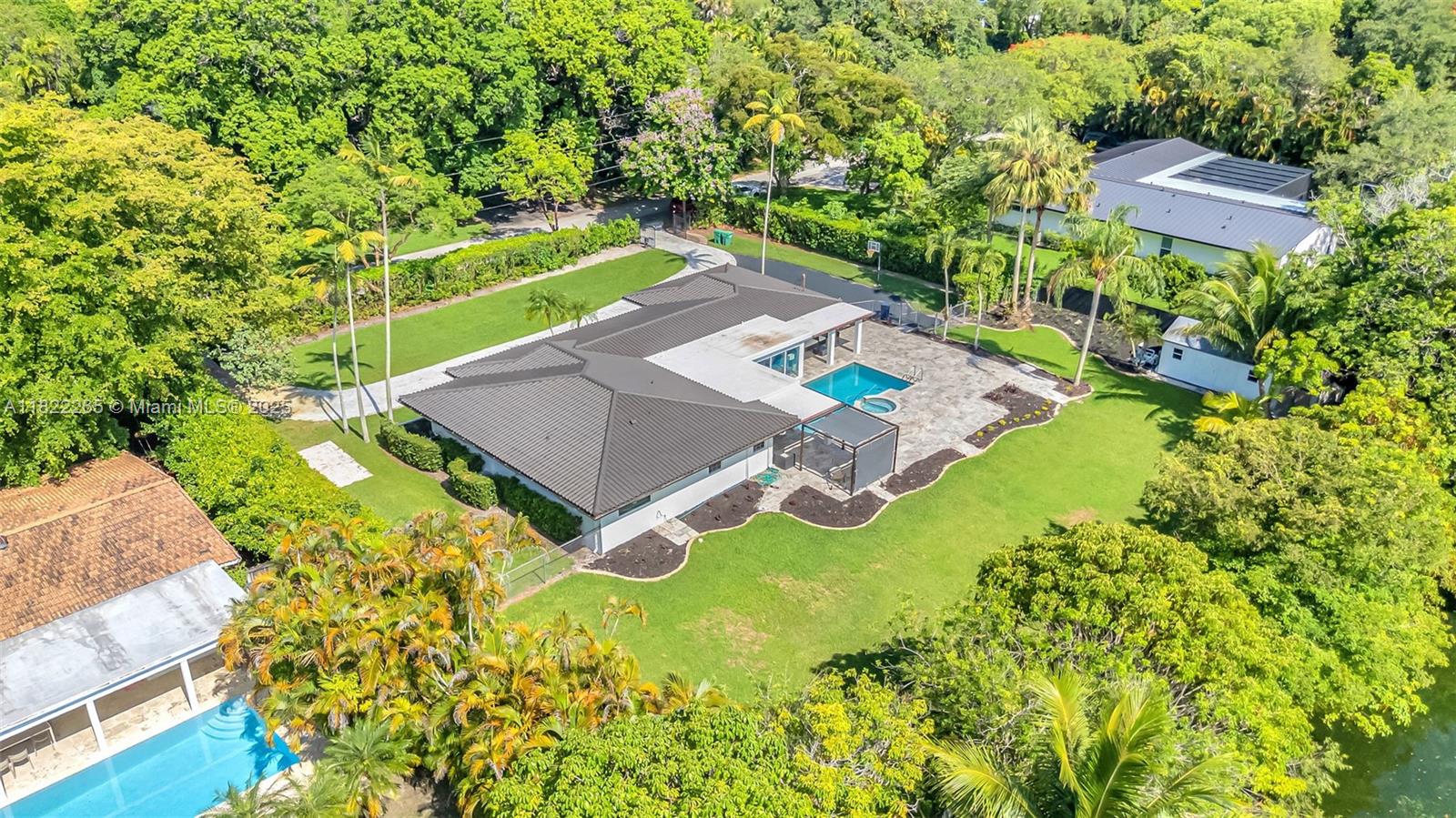 KILLIAN HEIGHTS - Residential