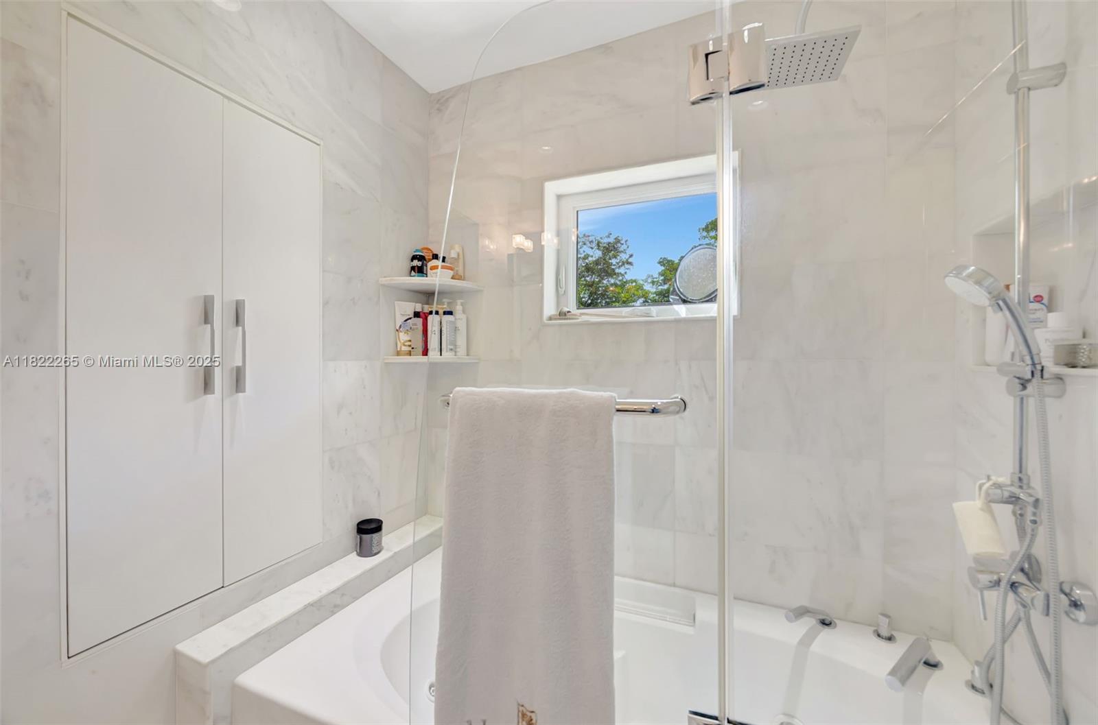 KILLIAN HEIGHTS - Residential