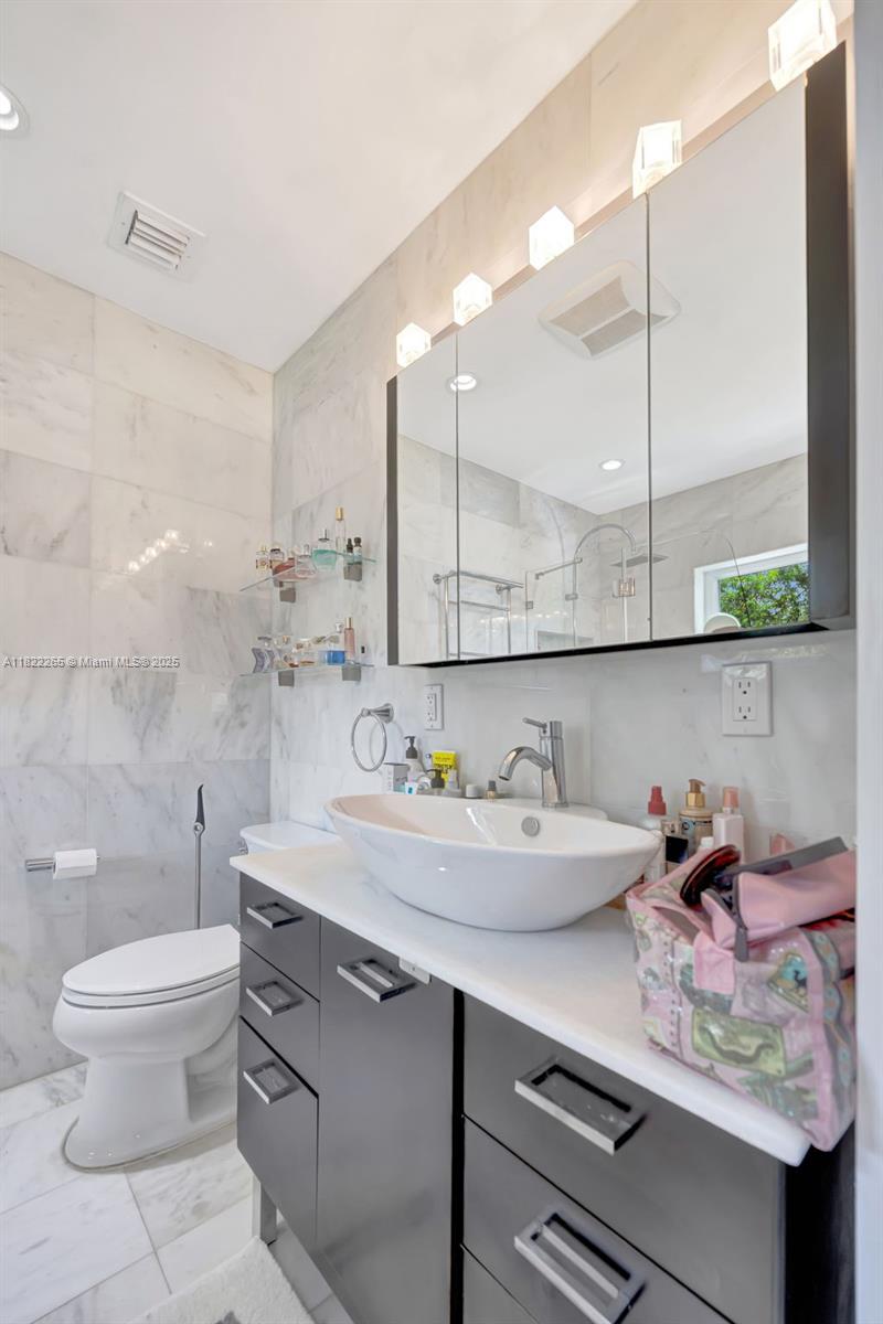 KILLIAN HEIGHTS - Residential