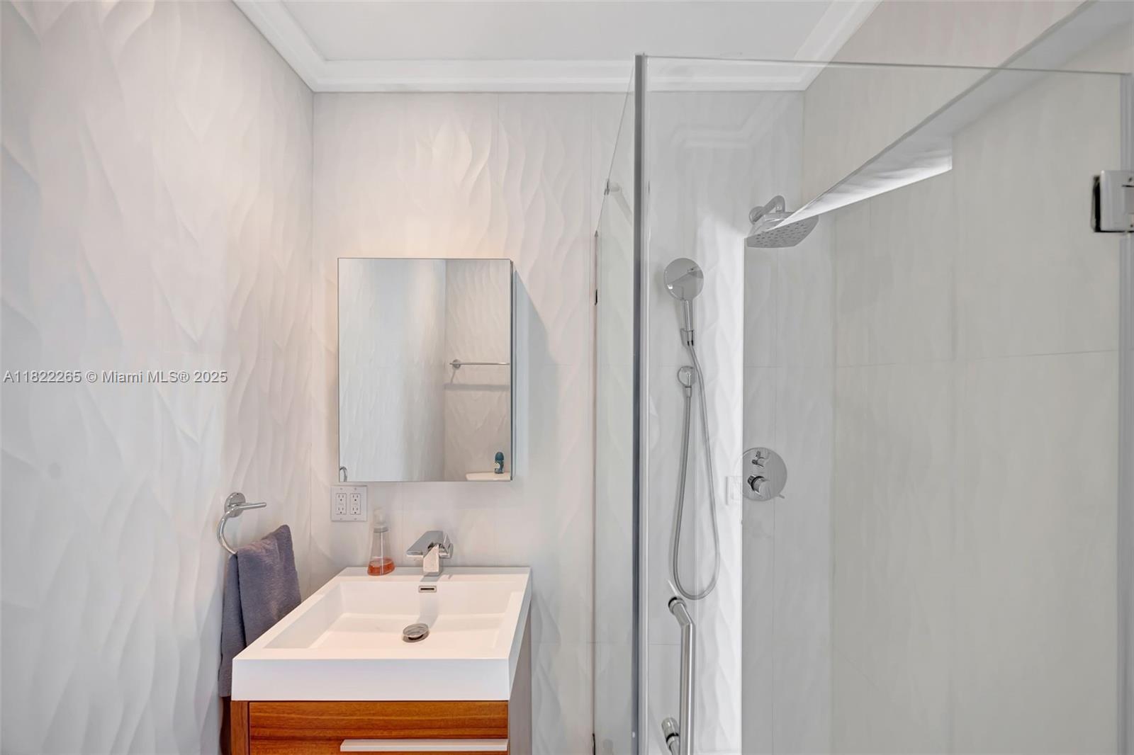 KILLIAN HEIGHTS - Residential