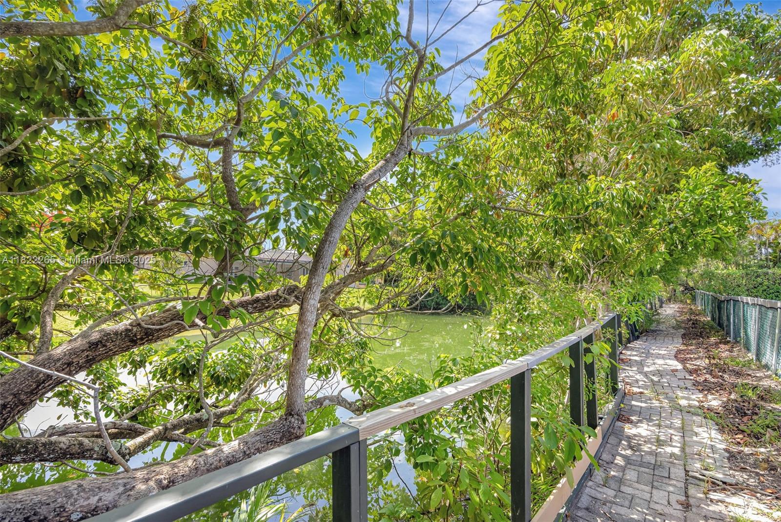 KILLIAN HEIGHTS - Residential