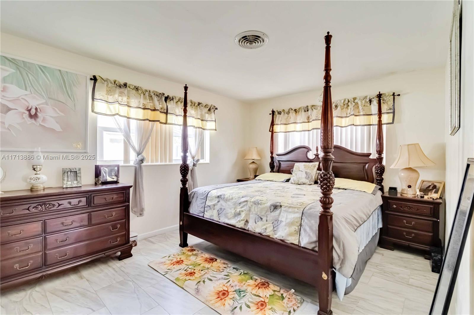 SUNRISE GOLF VILLAGE SEC - Residential