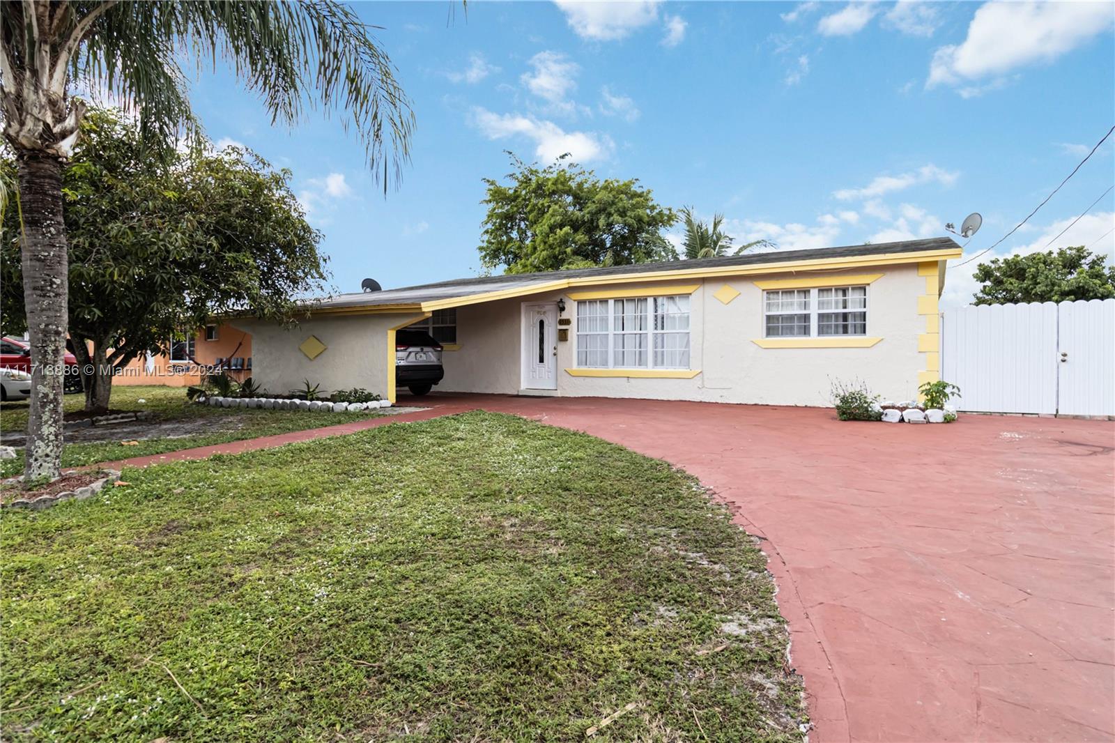 1531 Nw 63rd Ave, Sunrise, Miami-Dade County, Florida - 3 Bedrooms  
2 Bathrooms - 