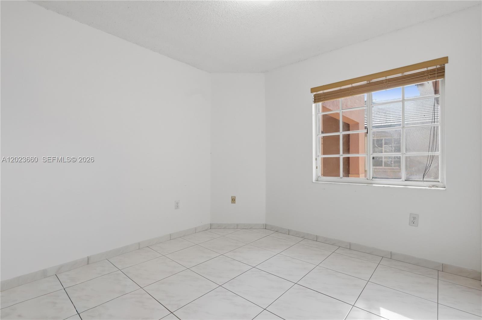 SILVER LAKES AT PEMBROKE - Residential