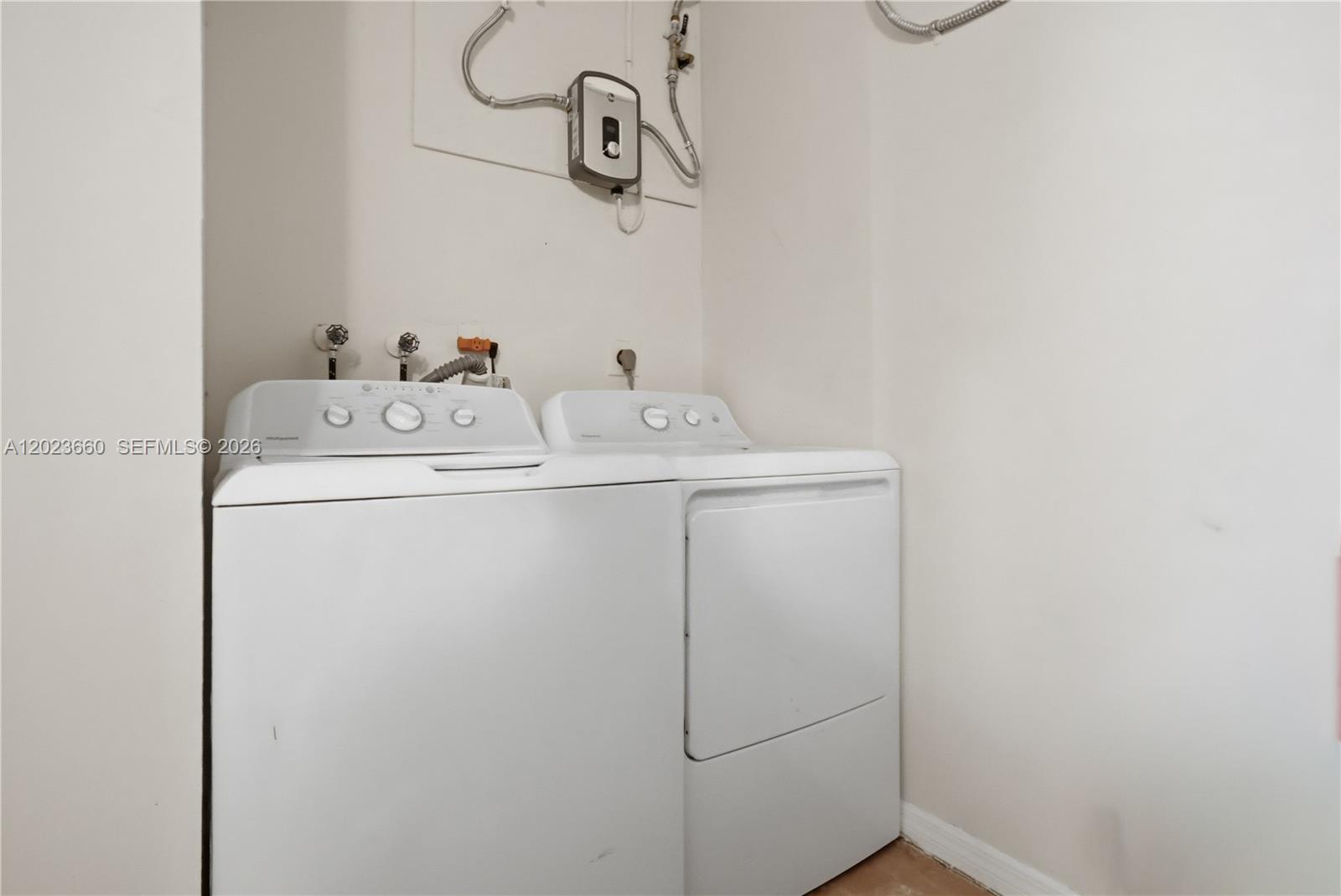 SILVER LAKES AT PEMBROKE - Residential