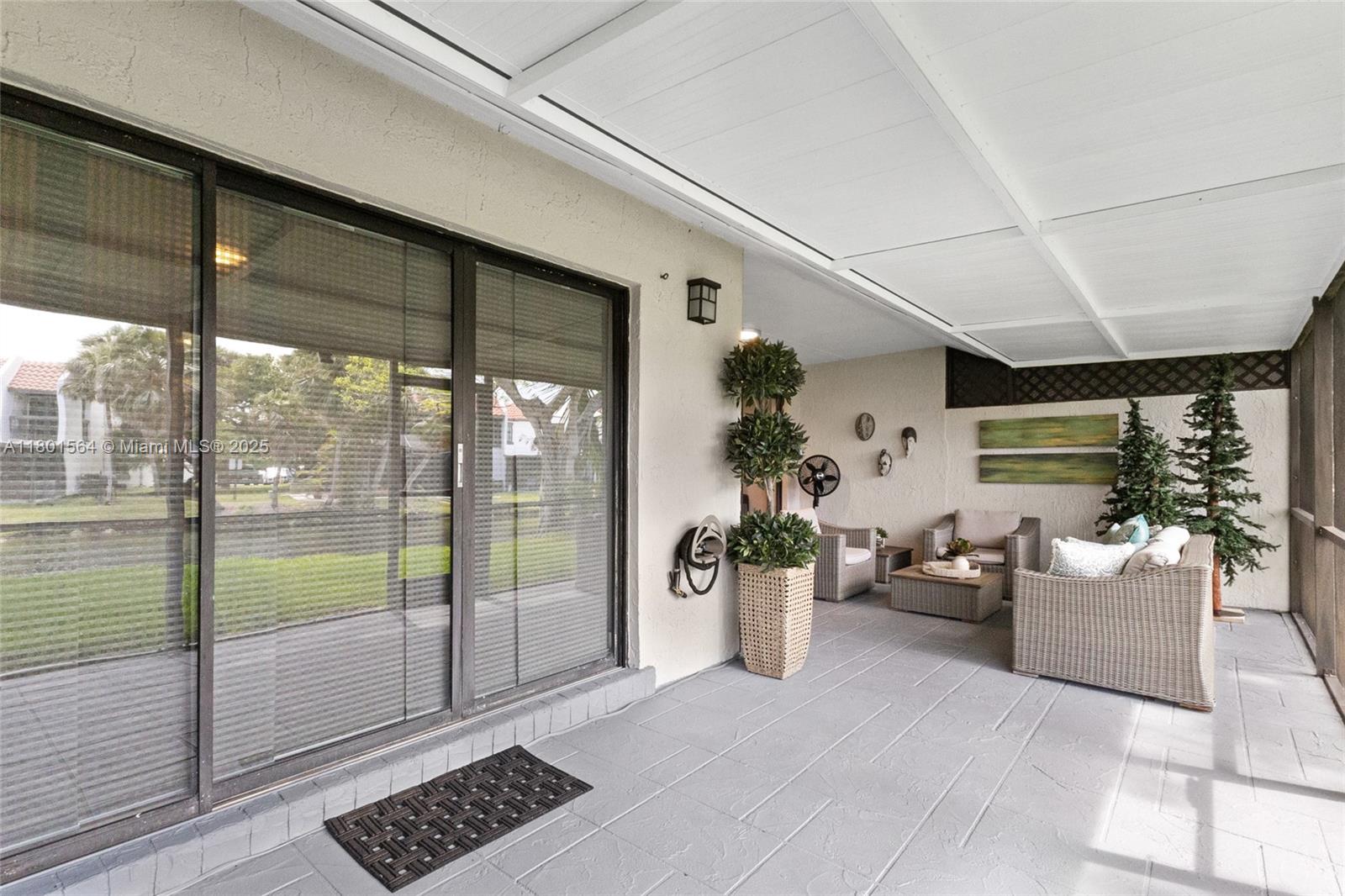 VILLAS OF BONAVENTURE AT - Residential