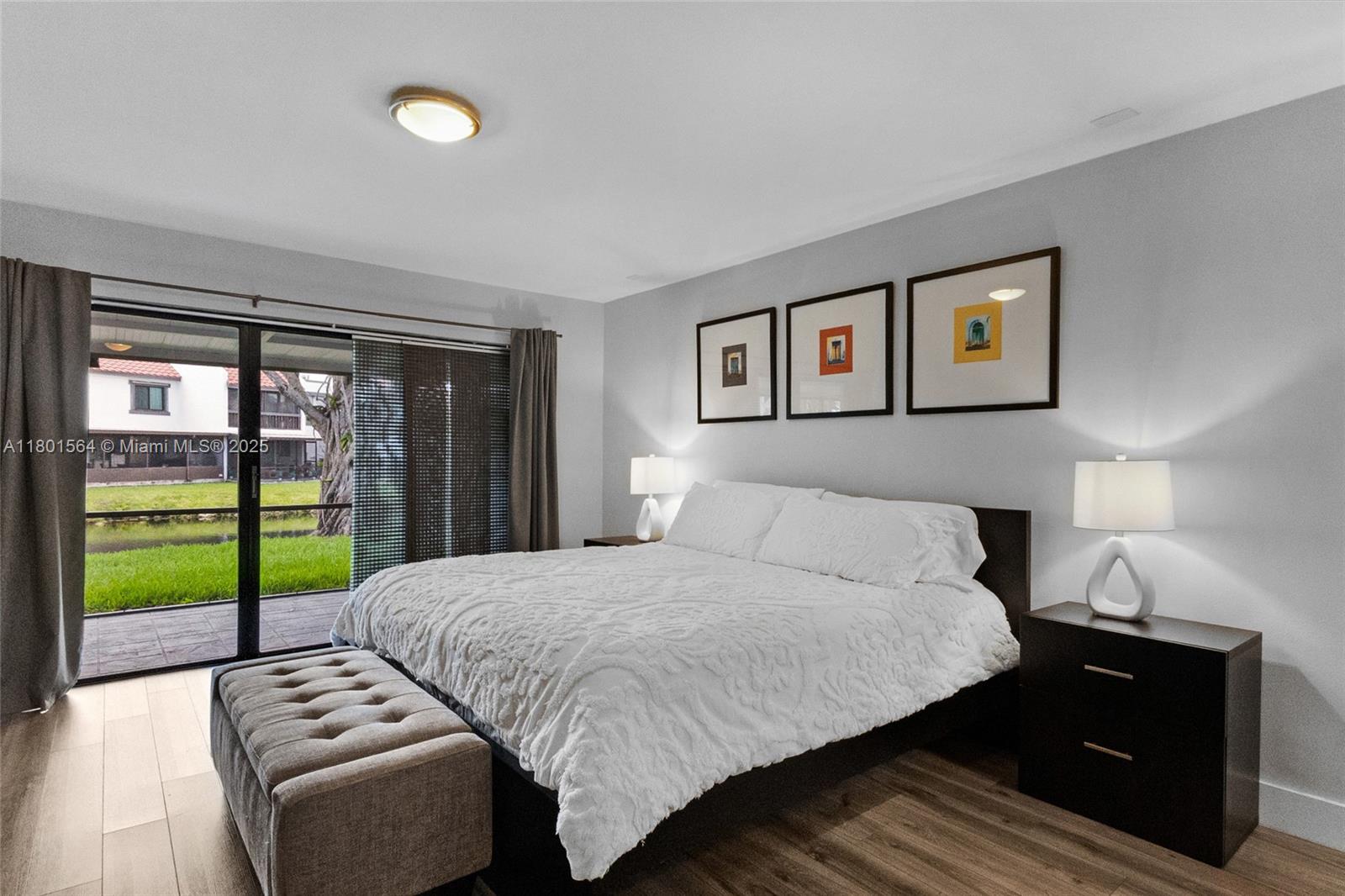 VILLAS OF BONAVENTURE AT - Residential