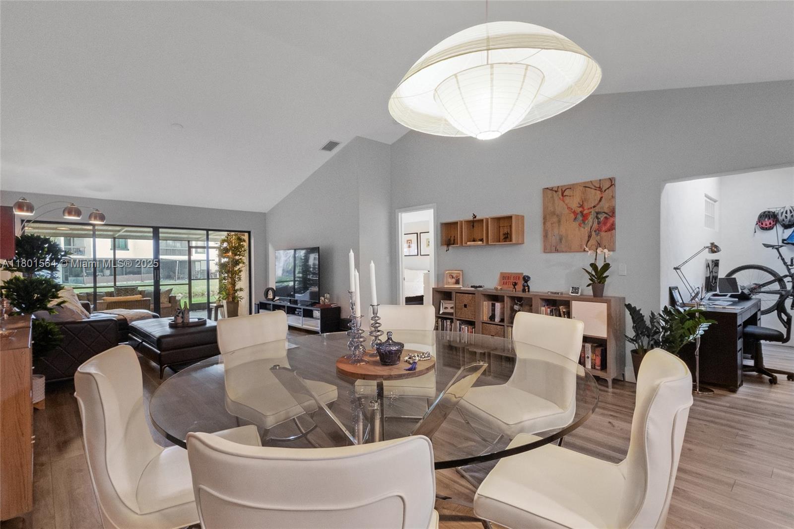 VILLAS OF BONAVENTURE AT - Residential