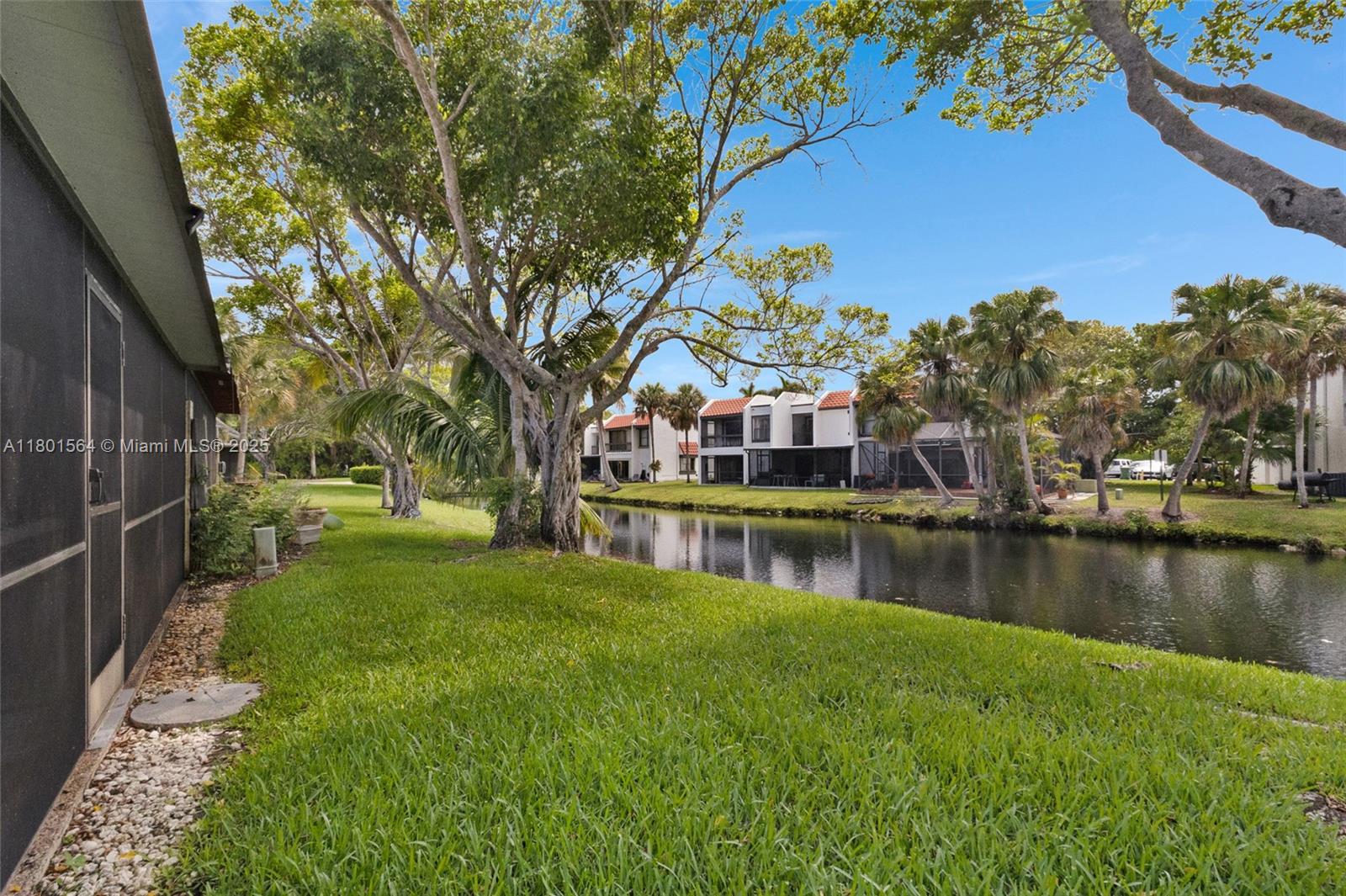 VILLAS OF BONAVENTURE AT - Residential