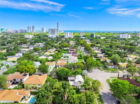 Tiny photo for 701 SW 27th Rd, Miami, FL 33129 (MLS # A11977194)