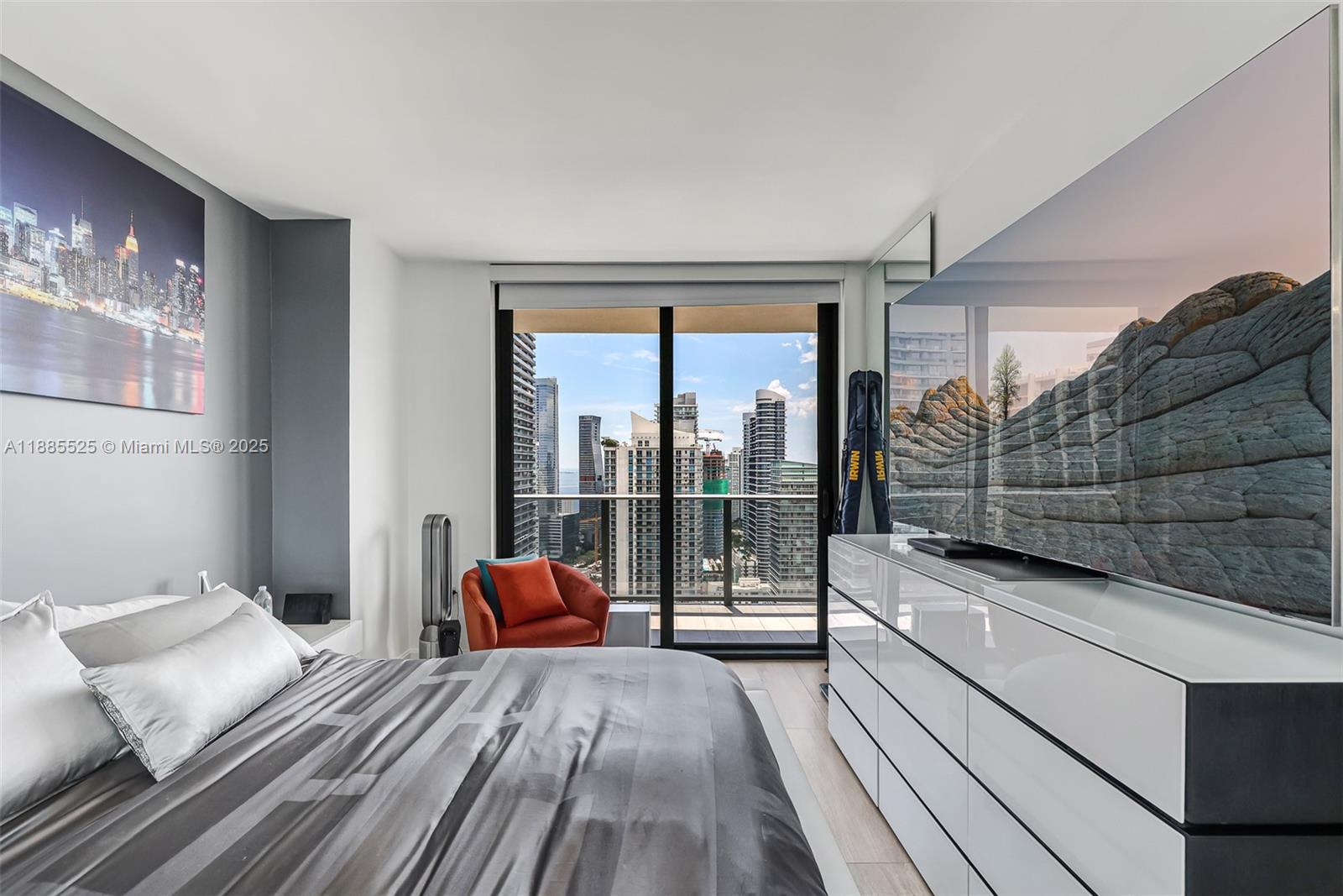 BRICKELL HEIGHTS EAST CON - Residential