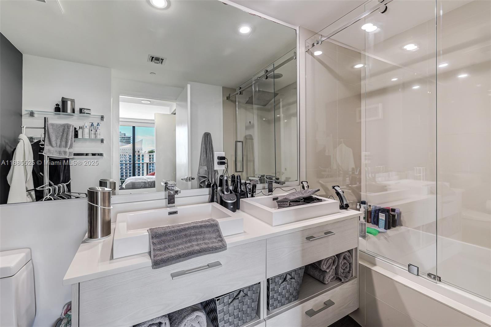 BRICKELL HEIGHTS EAST CON - Residential