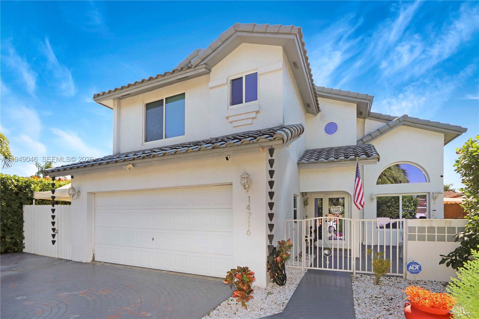 SUNFISH AT THE HAMMOCKS - Residential