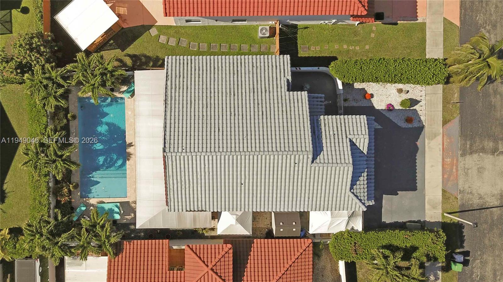 SUNFISH AT THE HAMMOCKS - Residential