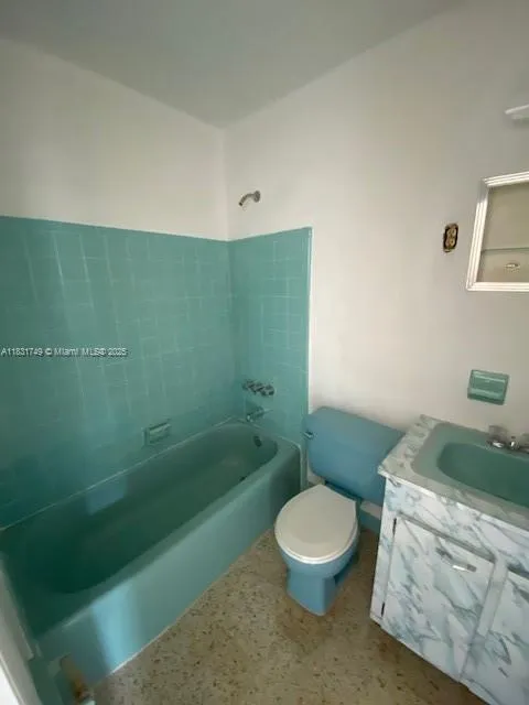 Miami, Florida 33189, United States, 3 Bedrooms Bedrooms, ,2 BathroomsBathrooms,Residential,Active,162948