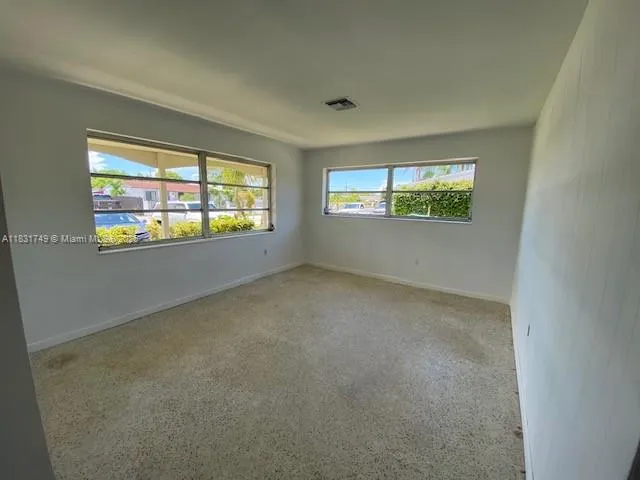 Miami, Florida 33189, United States, 3 Bedrooms Bedrooms, ,2 BathroomsBathrooms,Residential,Active,162948