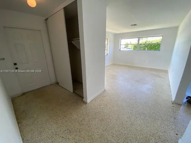 Miami, Florida 33189, United States, 3 Bedrooms Bedrooms, ,2 BathroomsBathrooms,Residential,Active,162948