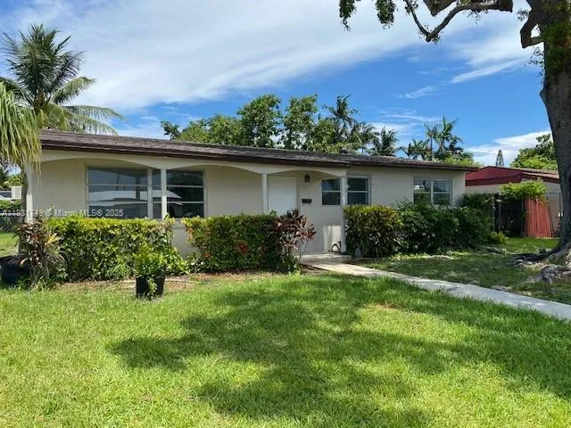 Miami, Florida 33189, United States, 3 Bedrooms Bedrooms, ,2 BathroomsBathrooms,Residential,Active,162948