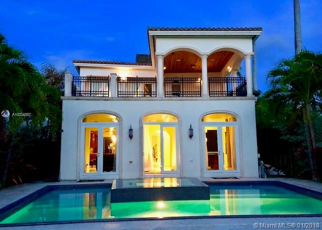 GOLDEN BEACH SEC D - Residential