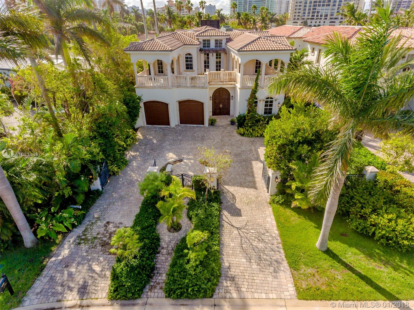 GOLDEN BEACH SEC D - Residential