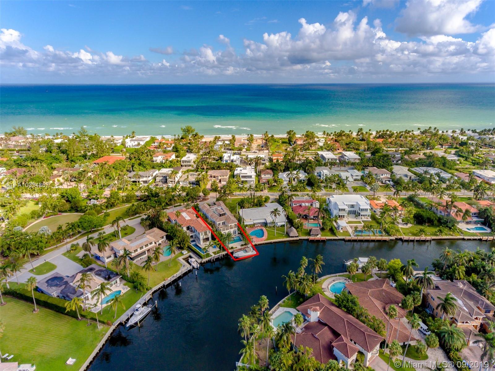 GOLDEN BEACH SEC D - Residential