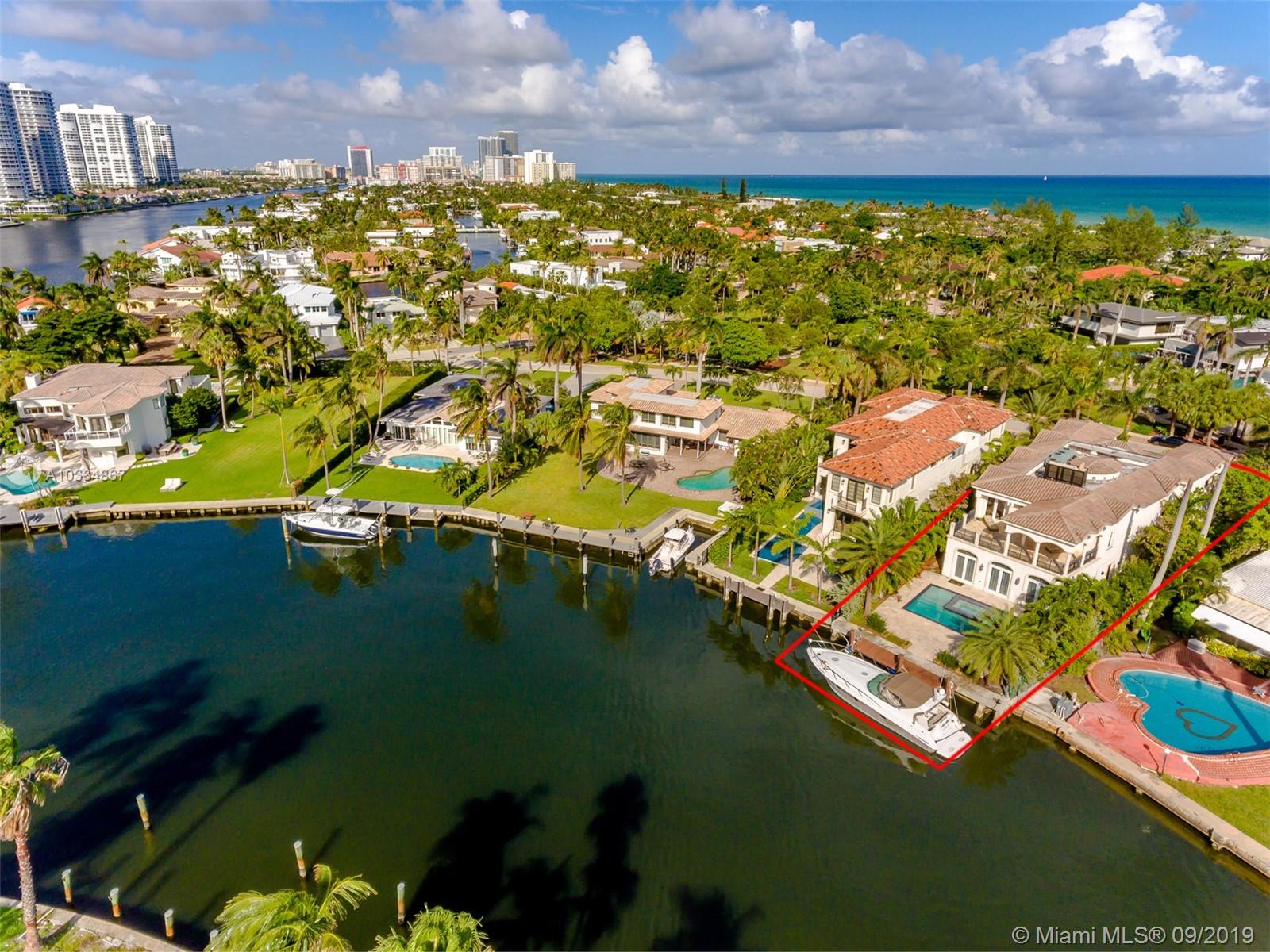 GOLDEN BEACH SEC D - Residential