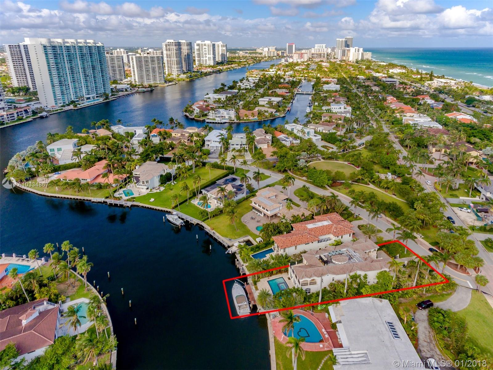 GOLDEN BEACH SEC D - Residential