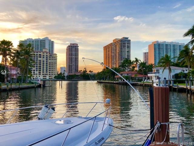 GOLDEN BEACH SEC D - Residential