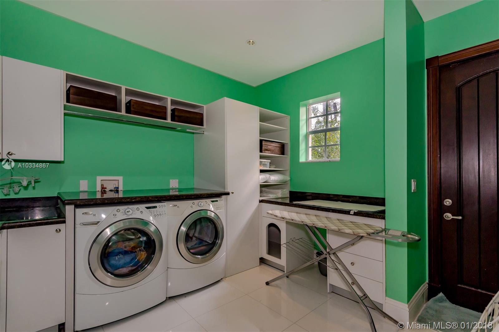 GOLDEN BEACH SEC D - Residential