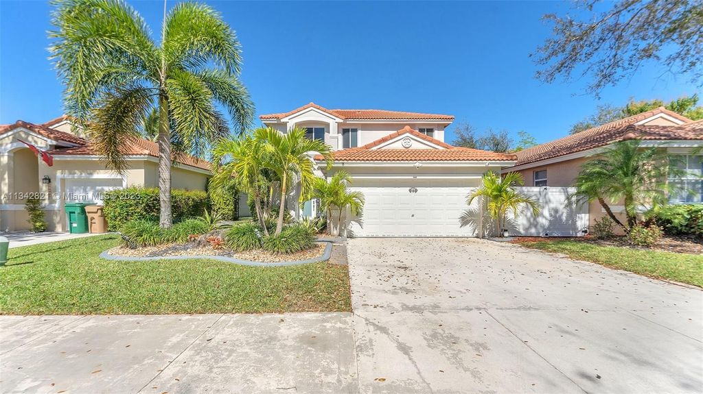 Photo of 14893 SW 50th Ct, Davie, FL 33331 (MLS # A11342821)