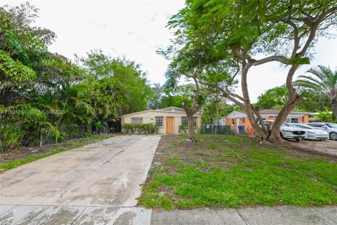 2063 NE 173rd St North Miami Beach FL 33162