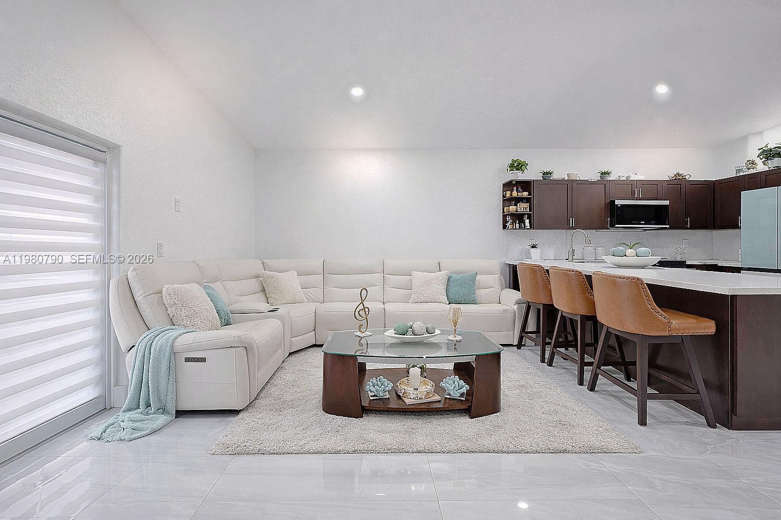 TENNESSEE ESTATES - Residential