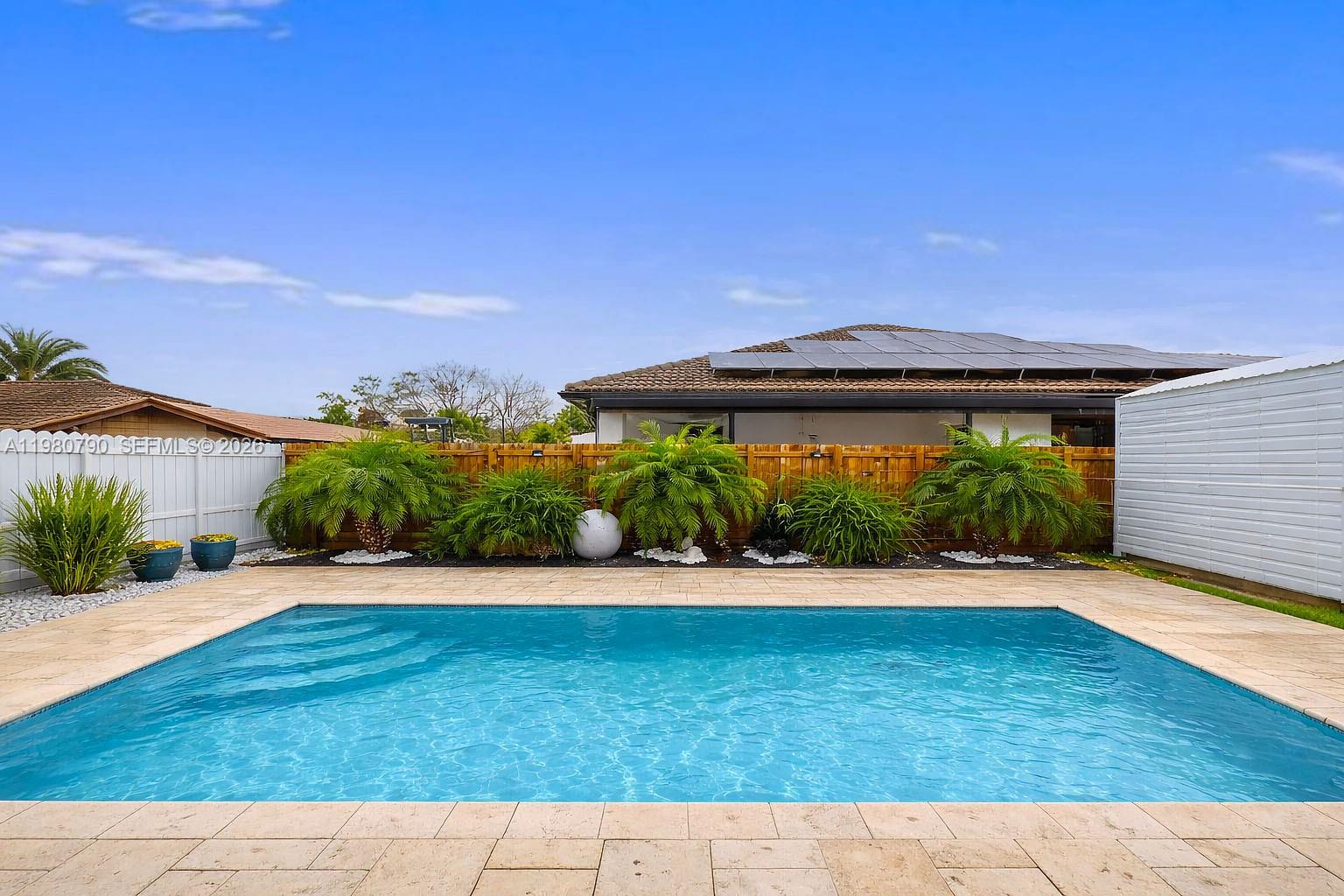 TENNESSEE ESTATES - Residential