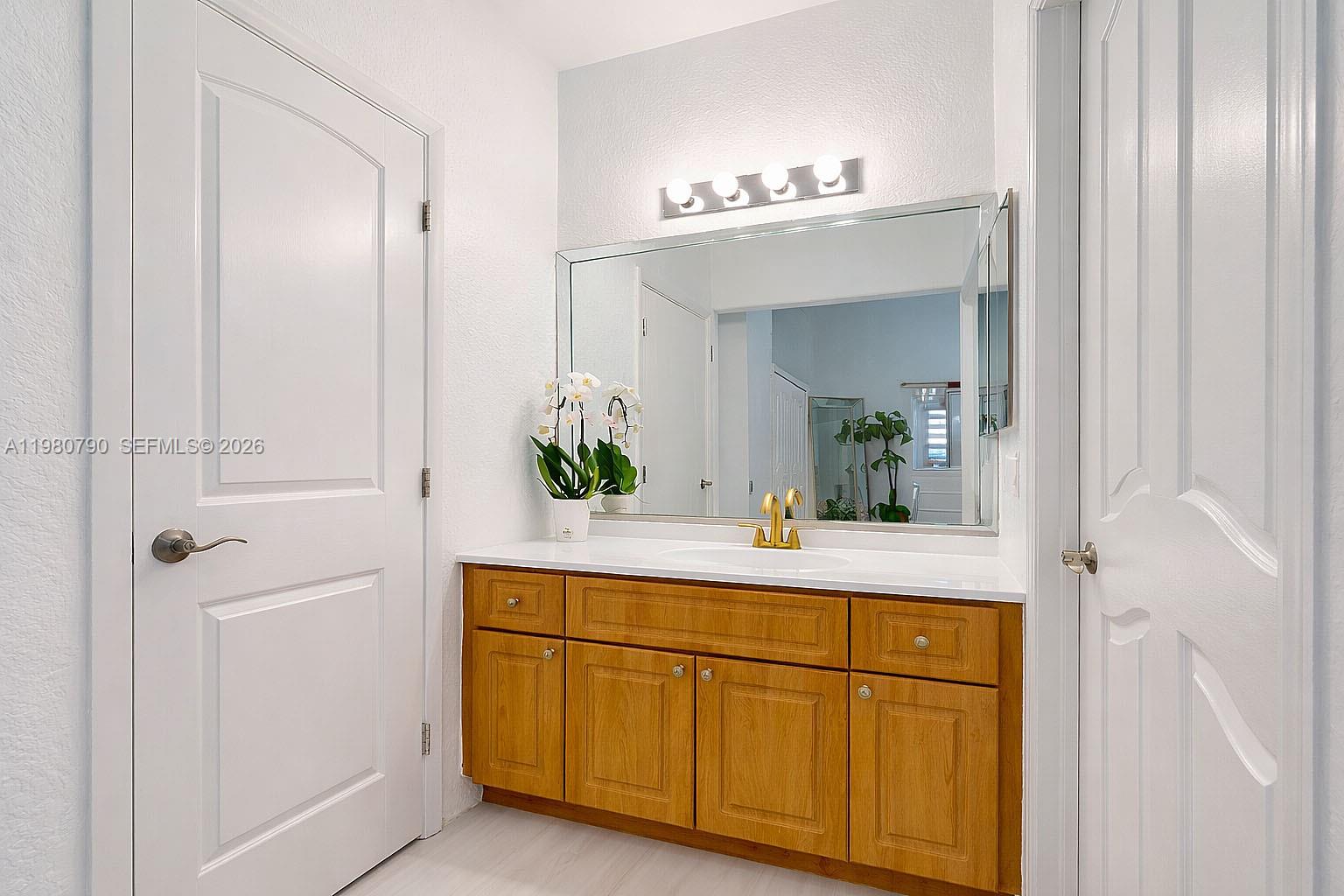 TENNESSEE ESTATES - Residential