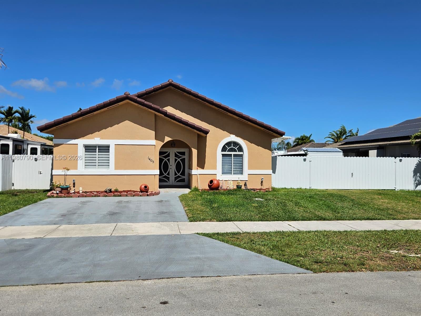 TENNESSEE ESTATES - Residential