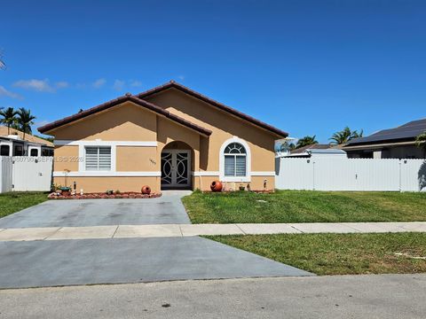 Photo of 1405 SE 7th St, Homestead, FL 33033 (MLS # A11980790)