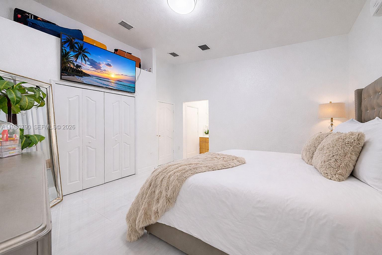 TENNESSEE ESTATES - Residential