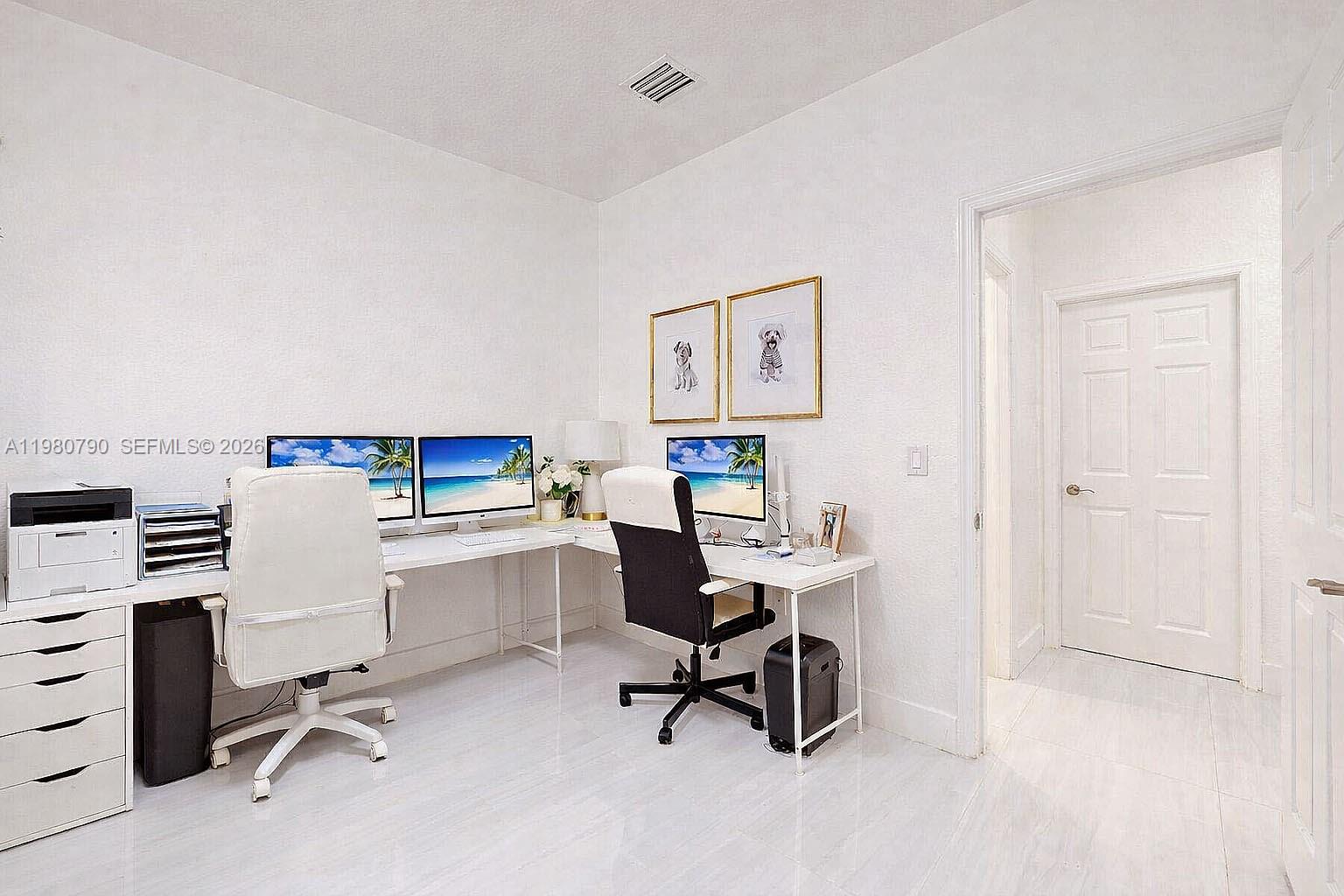 TENNESSEE ESTATES - Residential